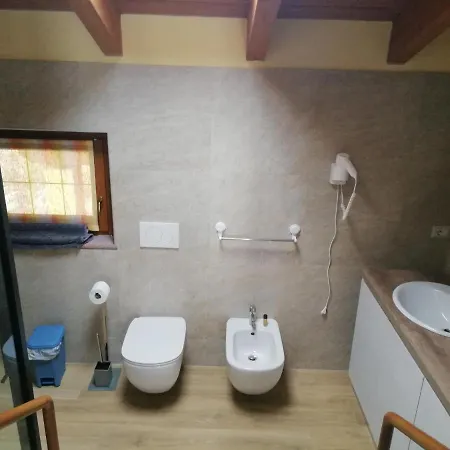 La Plesna Bed & Breakfast Pella
