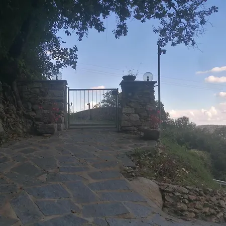 Bed & Breakfast La Plesna Pella